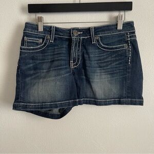 Buckle BKE Kate Stretch Denim Jeans Short Size 27